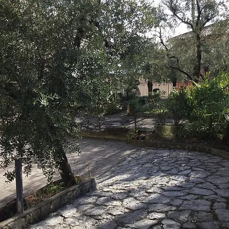 Casa Life Apartament Gardone Riviera